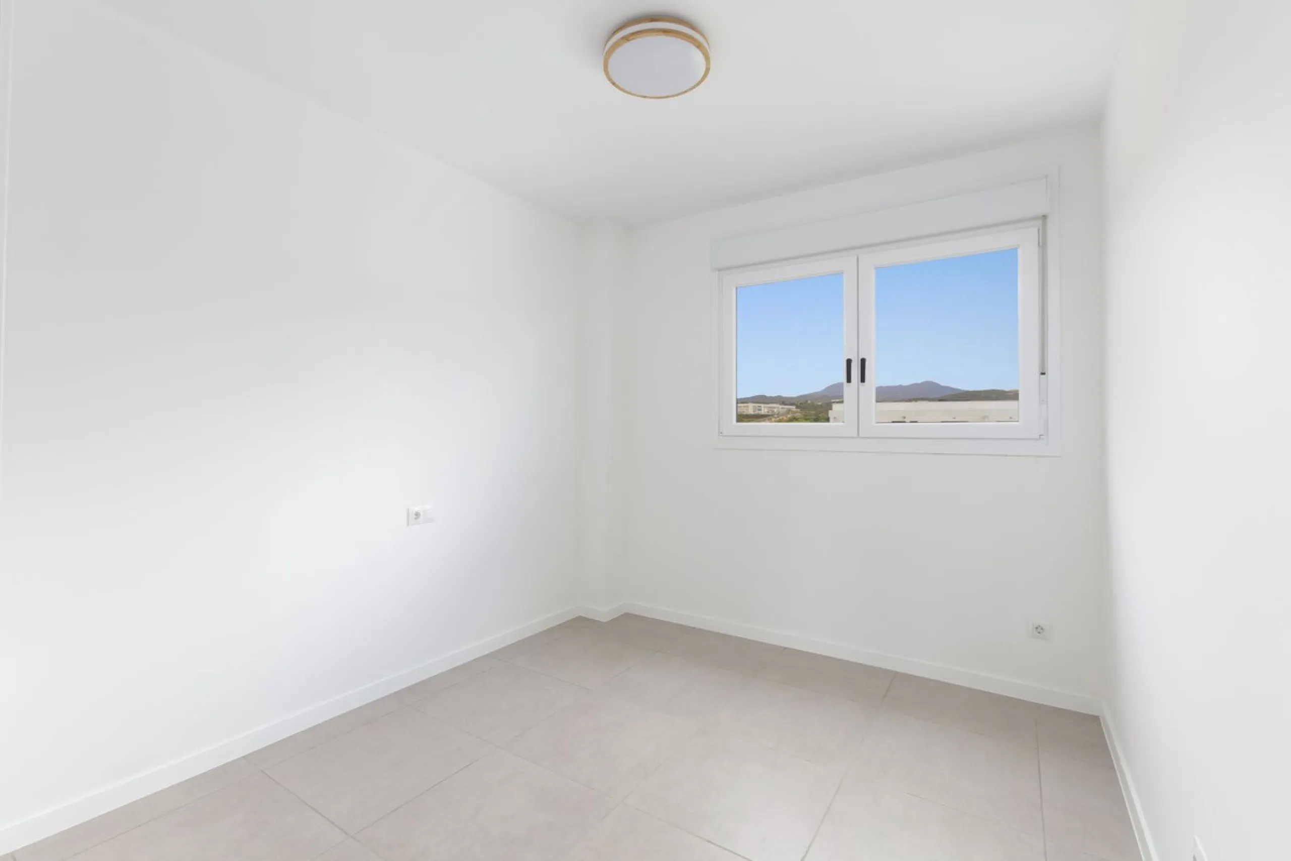 Stylish 2-Bedroom Penthouse with Stunning Sea & Mountain Views in Estepona