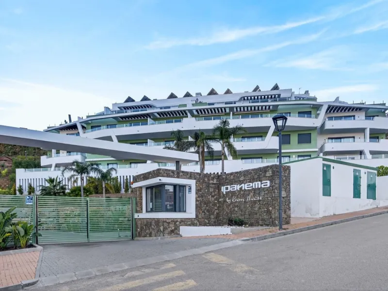 Moderne Wohnung mit zwei Schlafzimmern in Calanova Golf