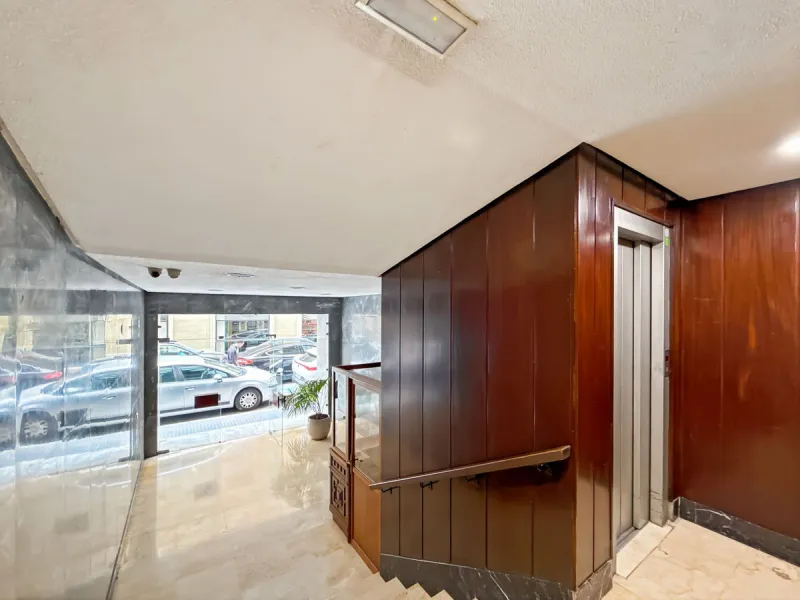 Some places can't be described by square meters or floor plans. They're described by how they make you feel the moment you walk in. This flat on Calle San Lorenzo, right in the beating heart of Málaga's Soho, has something rare — it has soul.