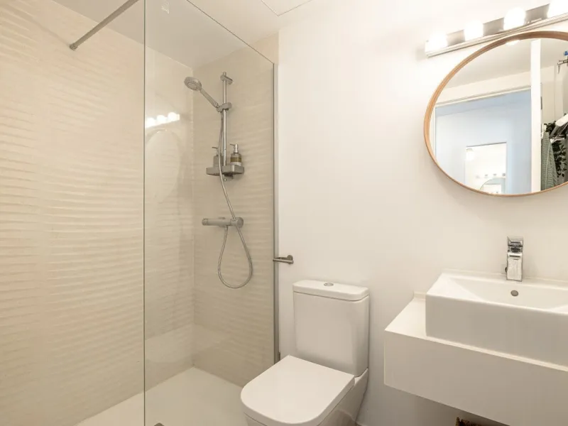 Apartment - Ground Floor Apartment в продаже в Estepona, Málaga. В доме 2 спален и 2 ванных комнат. Площадь дома 70 м². Площадь участка 27 м²