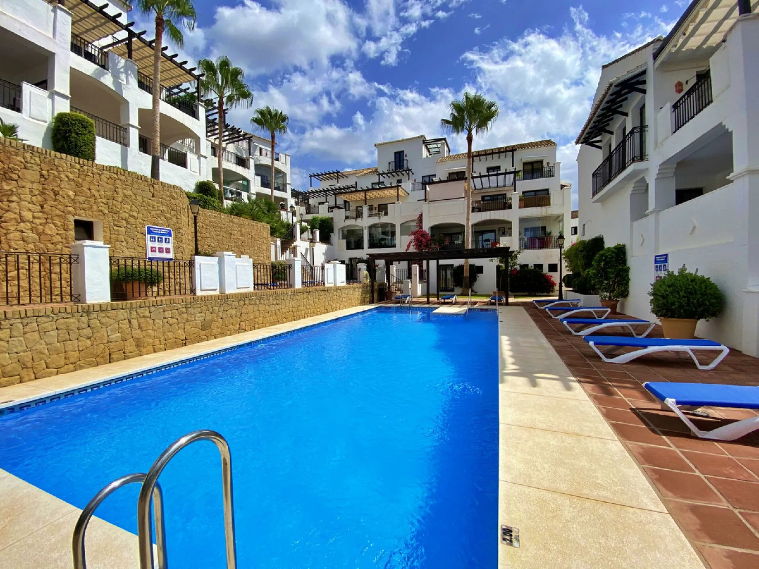 Discover your dream home with this stunning townhouse in the prestigious Pueblo Los Monteros Urb. located in Altos de Los Monteros, Marbella.