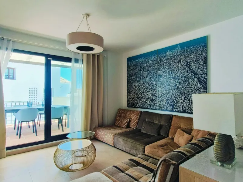 Discover your dream home with this stunning townhouse in the prestigious Pueblo Los Monteros Urb. located in Altos de Los Monteros, Marbella.