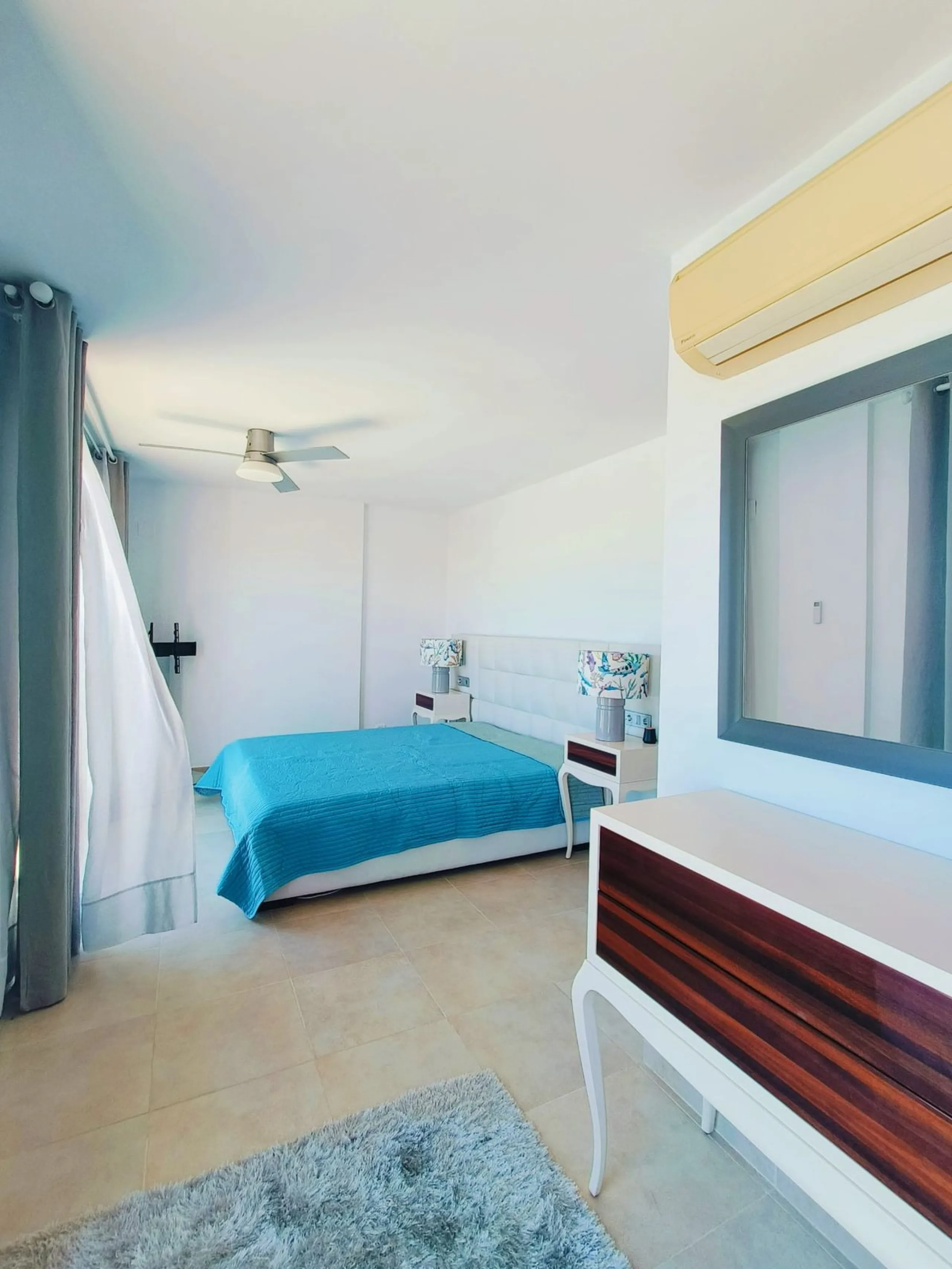 Discover your dream home with this stunning townhouse in the prestigious Pueblo Los Monteros Urb. located in Altos de Los Monteros, Marbella.