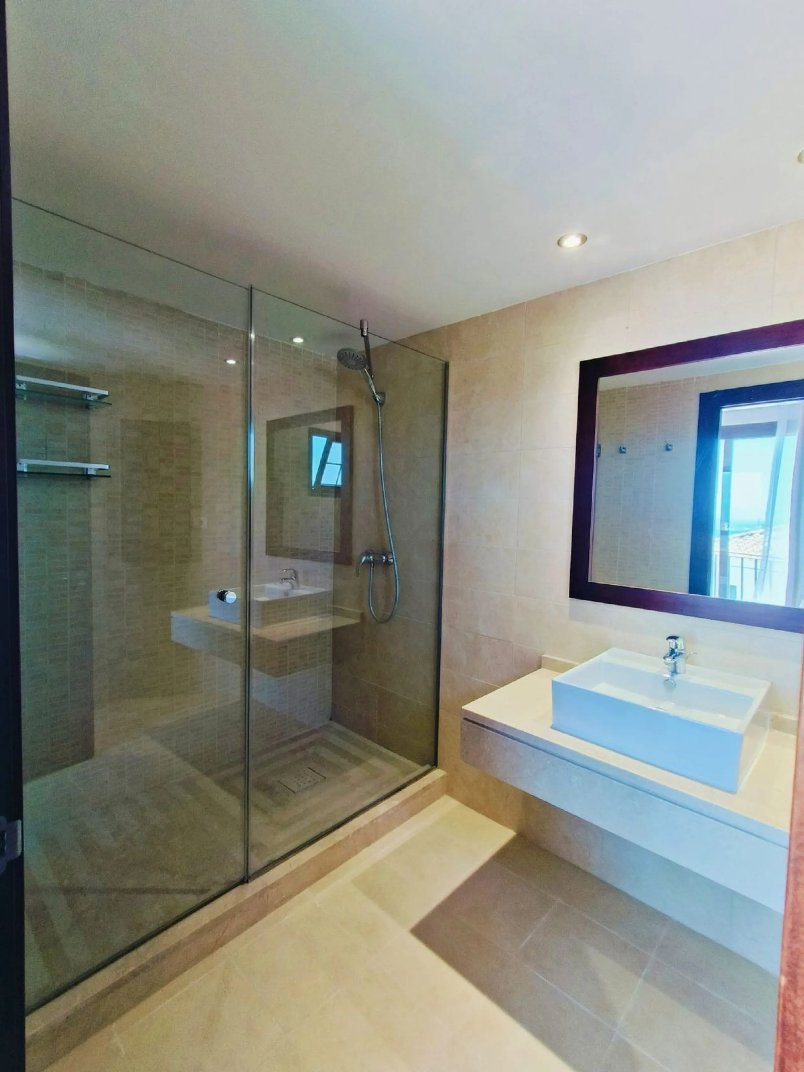 Discover your dream home with this stunning townhouse in the prestigious Pueblo Los Monteros Urb. located in Altos de Los Monteros, Marbella.