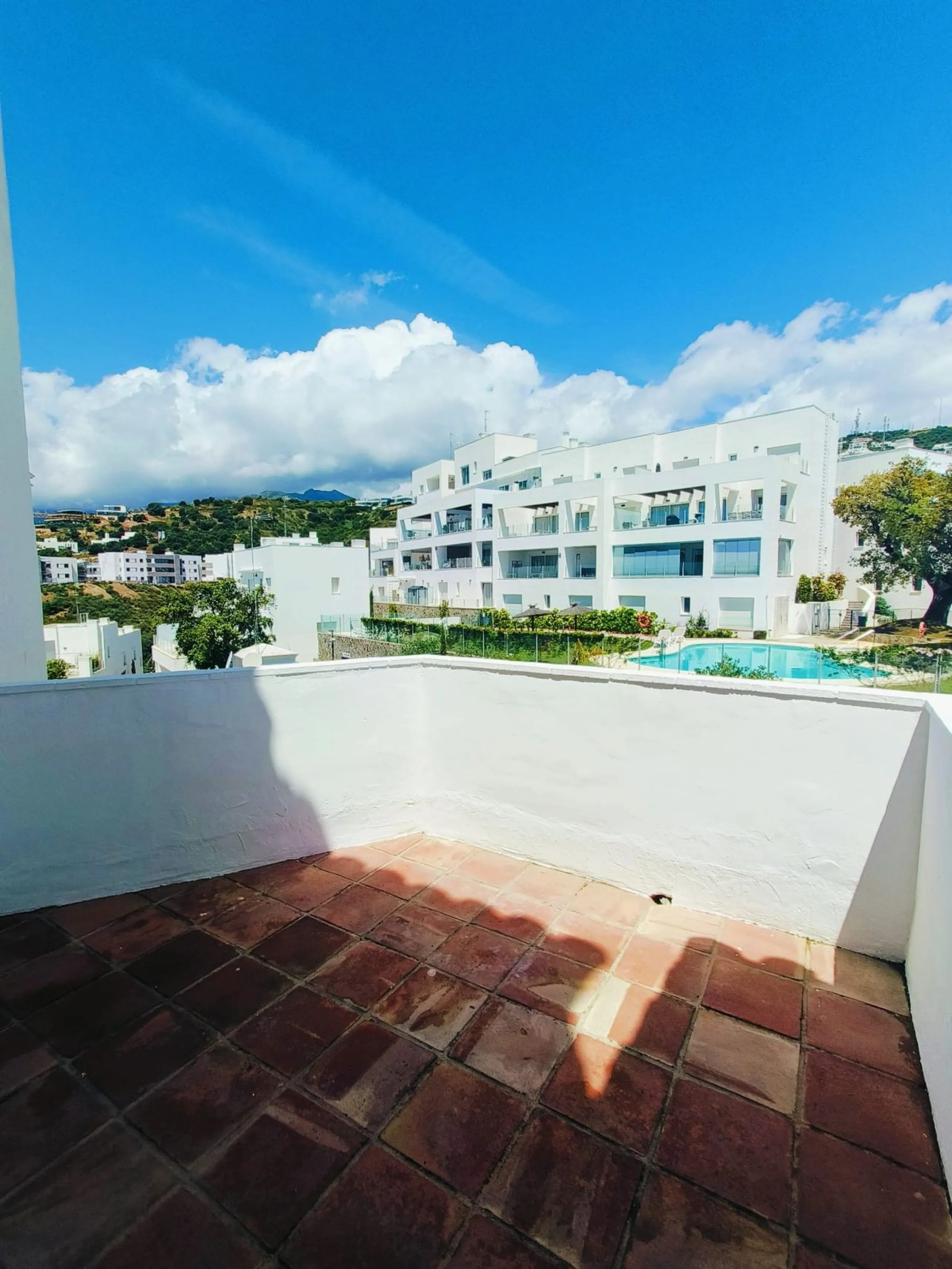 Discover your dream home with this stunning townhouse in the prestigious Pueblo Los Monteros Urb. located in Altos de Los Monteros, Marbella.