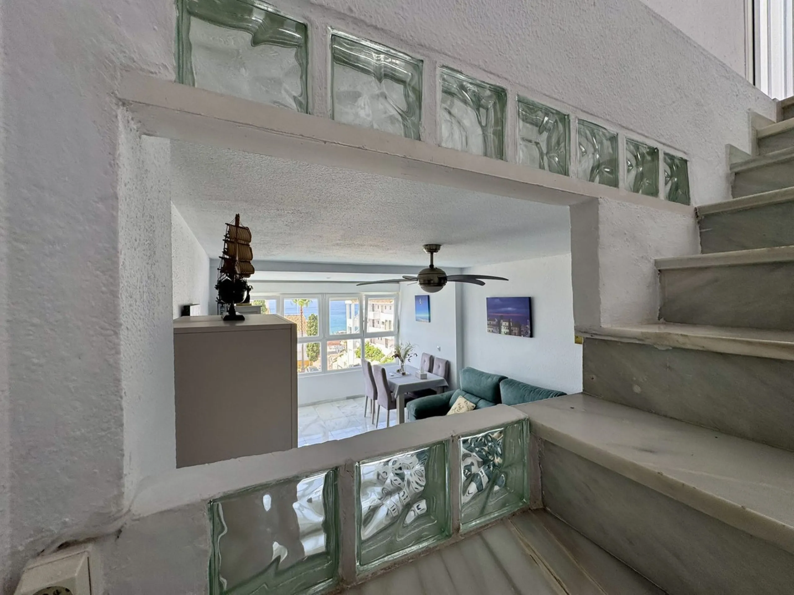 DUPLEX PENTHOUSE WITH SEA VIEWS IN RIVIERA DEL SOL
