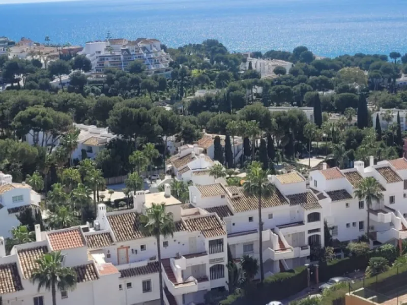 DUPLEX PENTHOUSE WITH SEA VIEWS IN RIVIERA DEL SOL