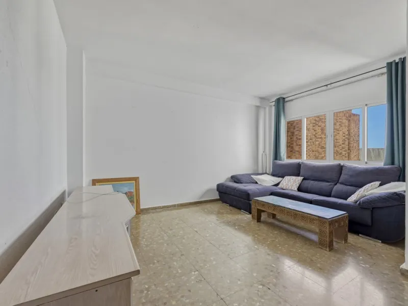 Vibrant City Living: Top Floor Jewel in the Heart of Marbella