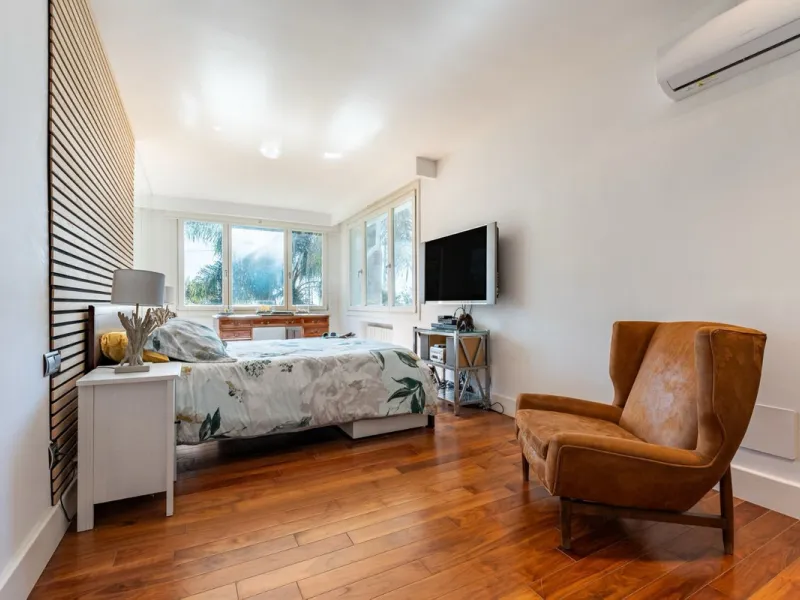 House - Detached Villa в продаже в Mijas, Málaga. В доме 4 спален и 4 ванных комнат. Площадь дома 250 м². Площадь участка 562 м²