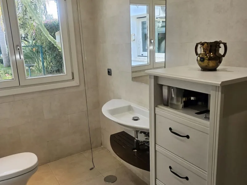 House - Detached Villa в продаже в Mijas, Málaga. В доме 4 спален и 4 ванных комнат. Площадь дома 250 м². Площадь участка 562 м²