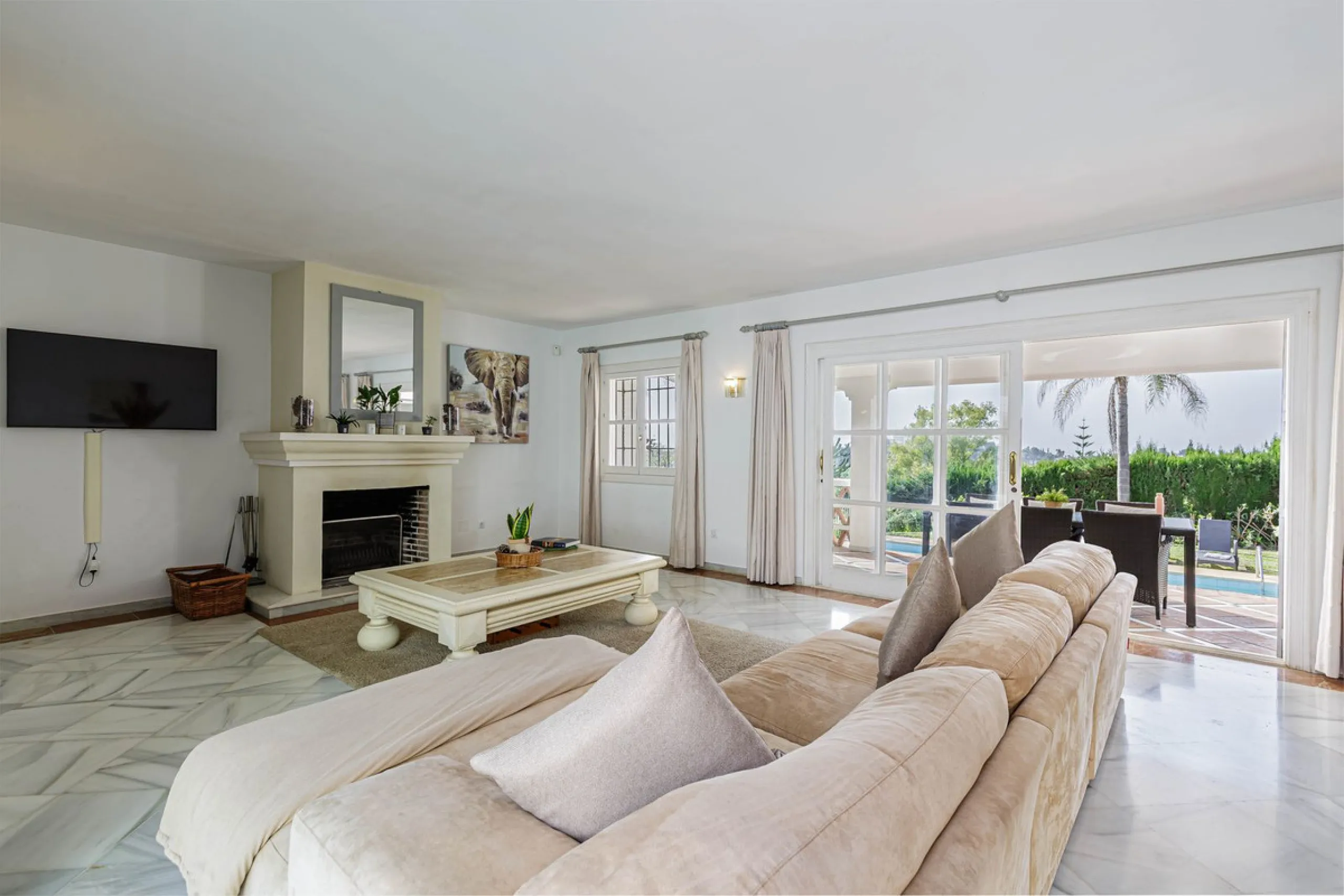 NEW LISTING ALERT!