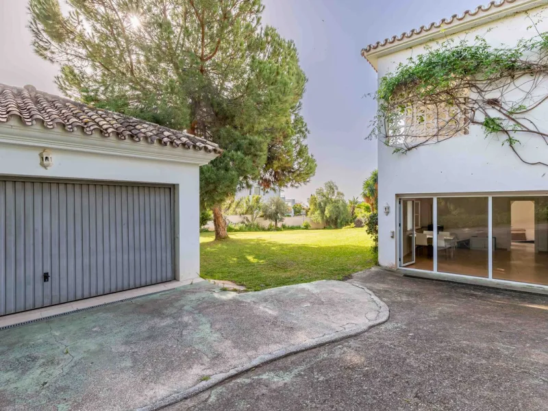 NEW LISTING ALERT!