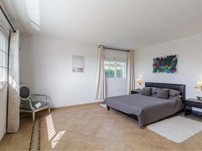 NEW LISTING ALERT!