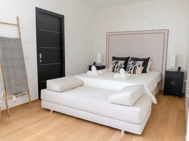 LUXURIOUS TOWNHOUSE IN TRANQUIL URBANIZATION WITH WORLD-CLASS AMENITIES