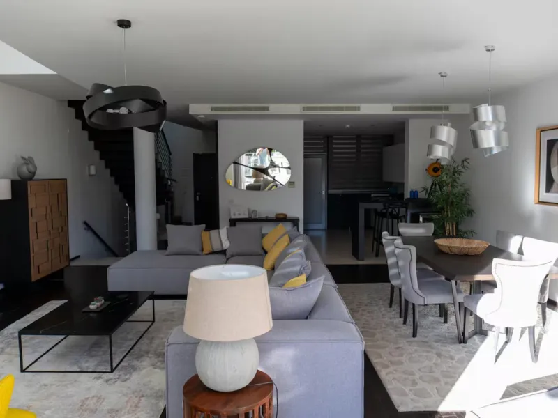 LUXURIOUS TOWNHOUSE IN TRANQUIL URBANIZATION WITH WORLD-CLASS AMENITIES