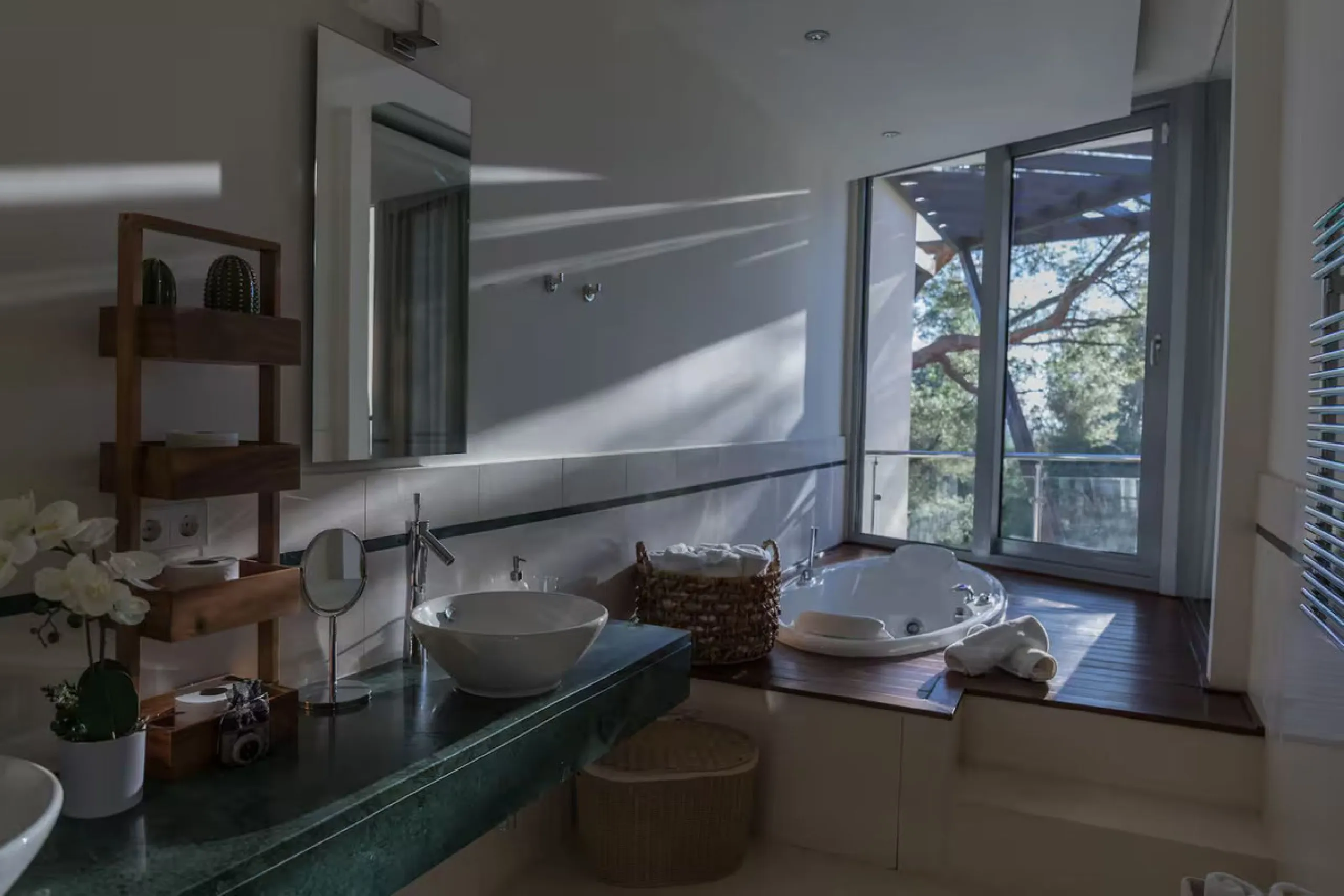 LUXURIOUS TOWNHOUSE IN TRANQUIL URBANIZATION WITH WORLD-CLASS AMENITIES