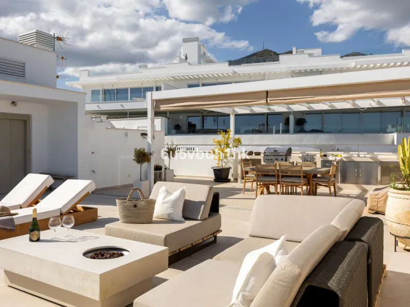 The One is more than an address – it's a promise of peace, light, space, and a lifestyle you've only dreamed about. This unique penthouse seamlessly combines elegance, comfort, and top-tier technical quality with a soulful bohemian charm – all on one spac