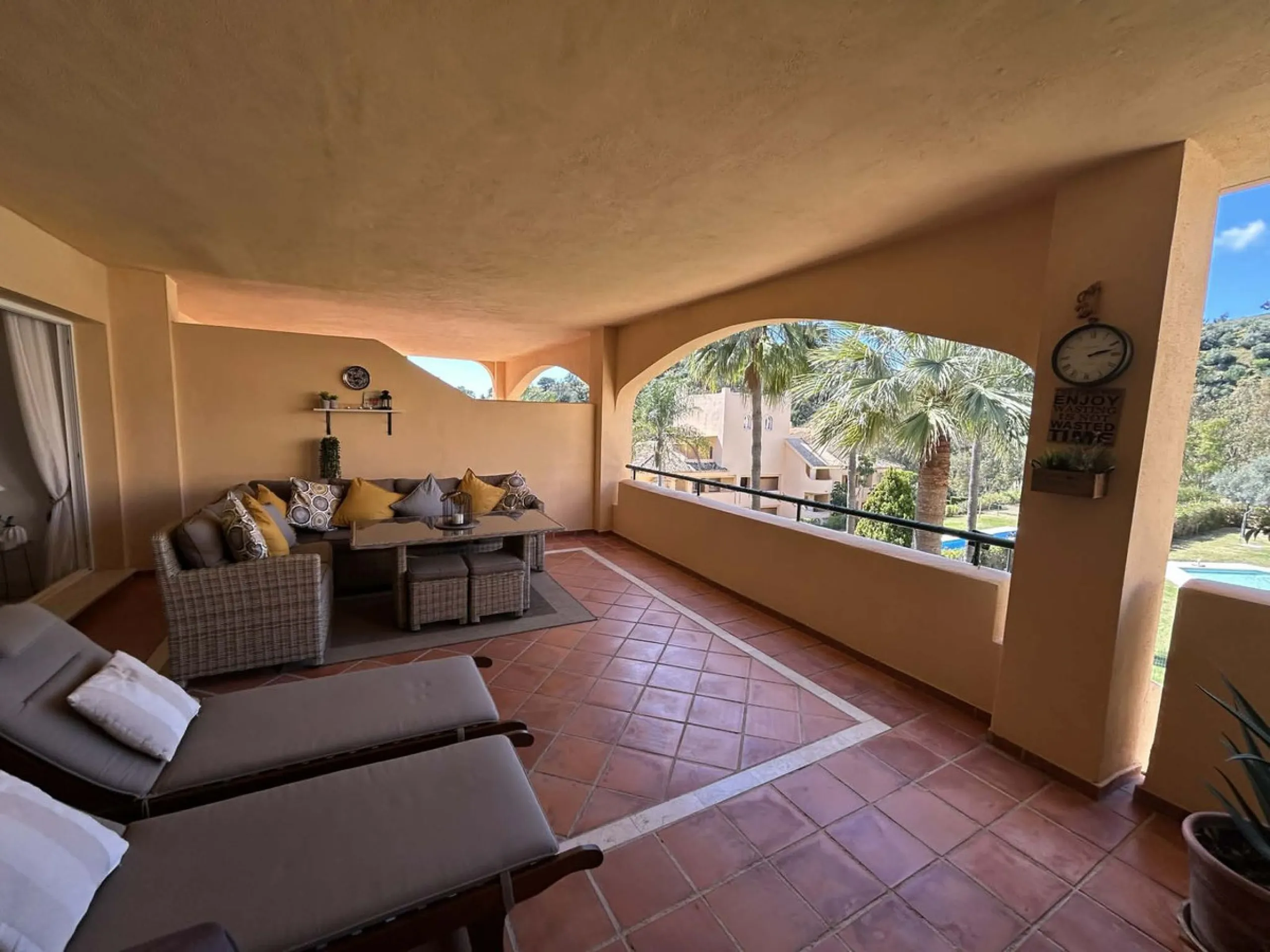Elegant and bright west facing apartment situated in Santa Maria Village, a gated 24hour security community nested in Elviria, only minutes away from Marbella's nicest sandy beaches. This immaculate apartment combines comfort, style and convenience and fe