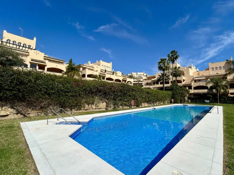 Elegant and bright west facing apartment situated in Santa Maria Village, a gated 24hour security community nested in Elviria, only minutes away from Marbella's nicest sandy beaches. This immaculate apartment combines comfort, style and convenience and fe