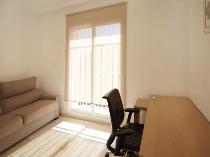 House - Townhouse в продаже в Marbella, Málaga. В доме 2 спален и 2 ванных комнат. Площадь дома 159 м²
