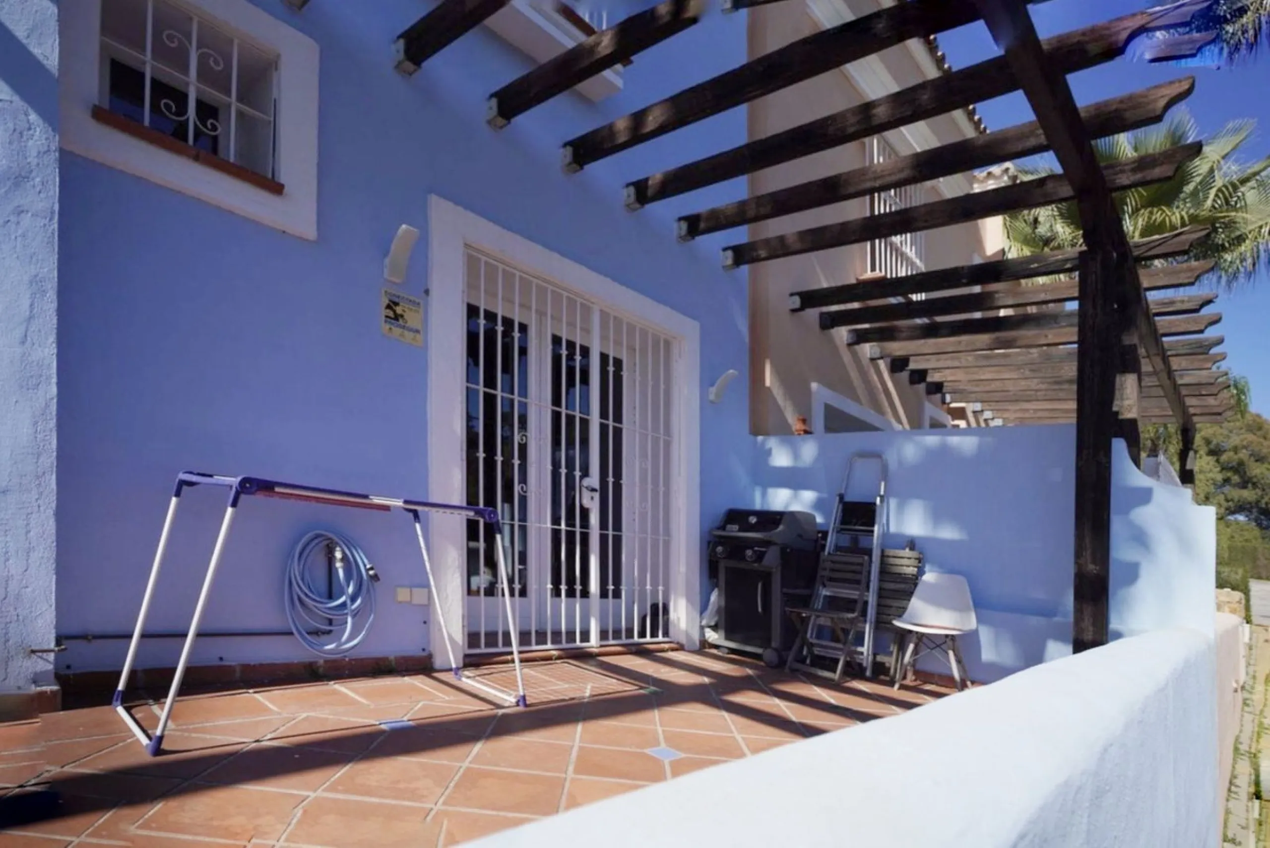House - Townhouse в продаже в Marbella, Málaga. В доме 2 спален и 2 ванных комнат. Площадь дома 159 м²