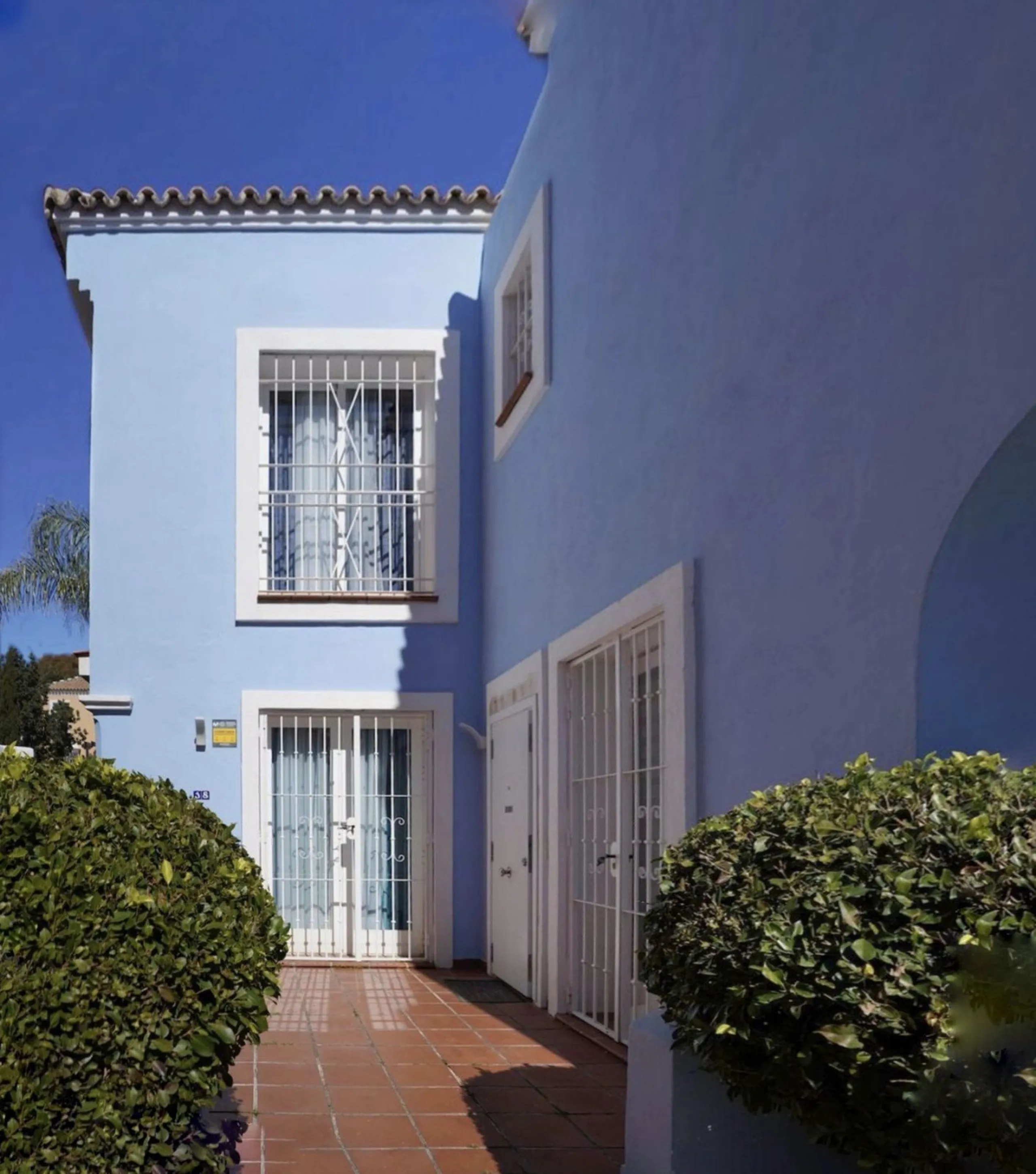 House - Townhouse в продаже в Marbella, Málaga. В доме 2 спален и 2 ванных комнат. Площадь дома 159 м²