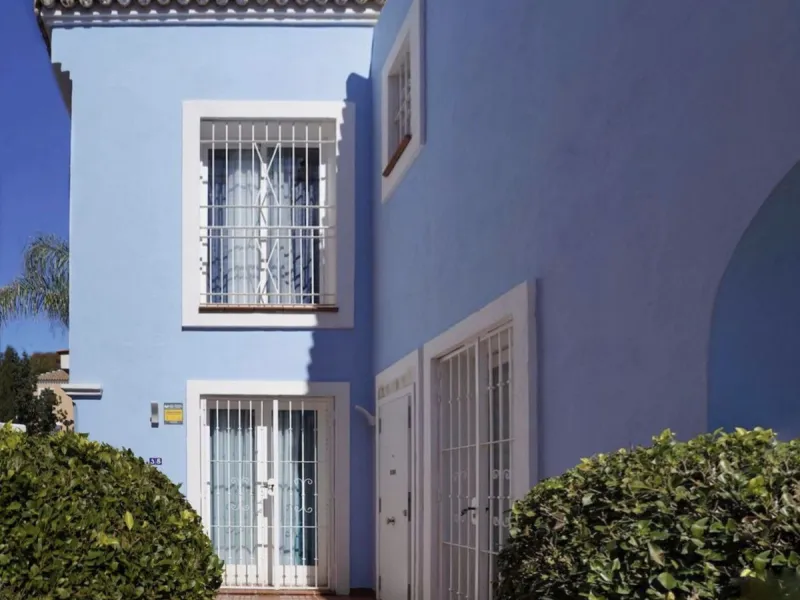 House - Townhouse в продаже в Marbella, Málaga. В доме 2 спален и 2 ванных комнат. Площадь дома 159 м²