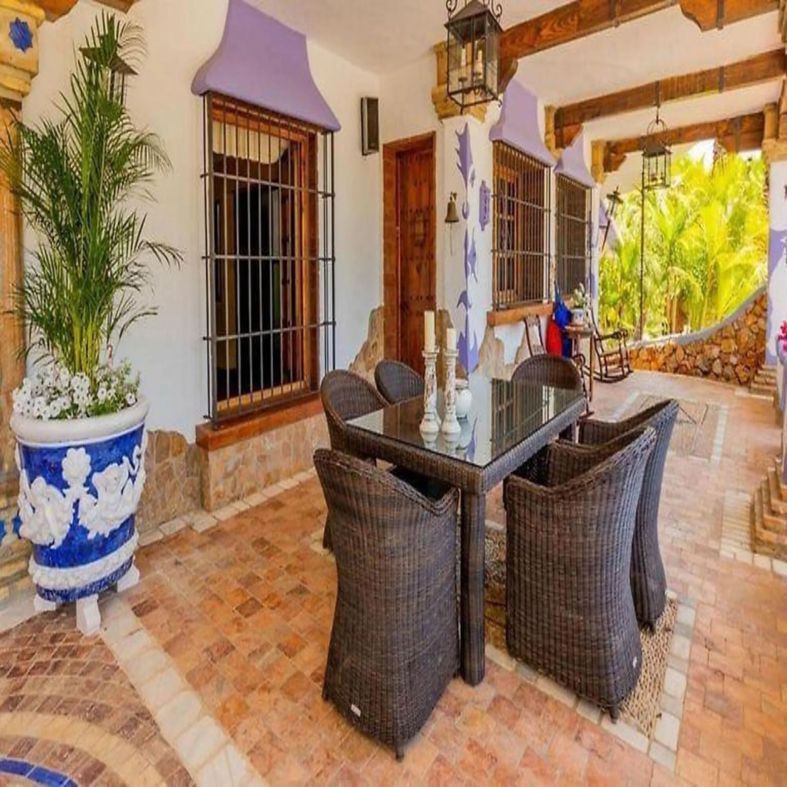 House - Finca - Cortijo в продаже в Alhaurín el Grande, Málaga. В доме 6 спален и 6 ванных комнат. Площадь дома 980 м². Площадь участка 57000 м²