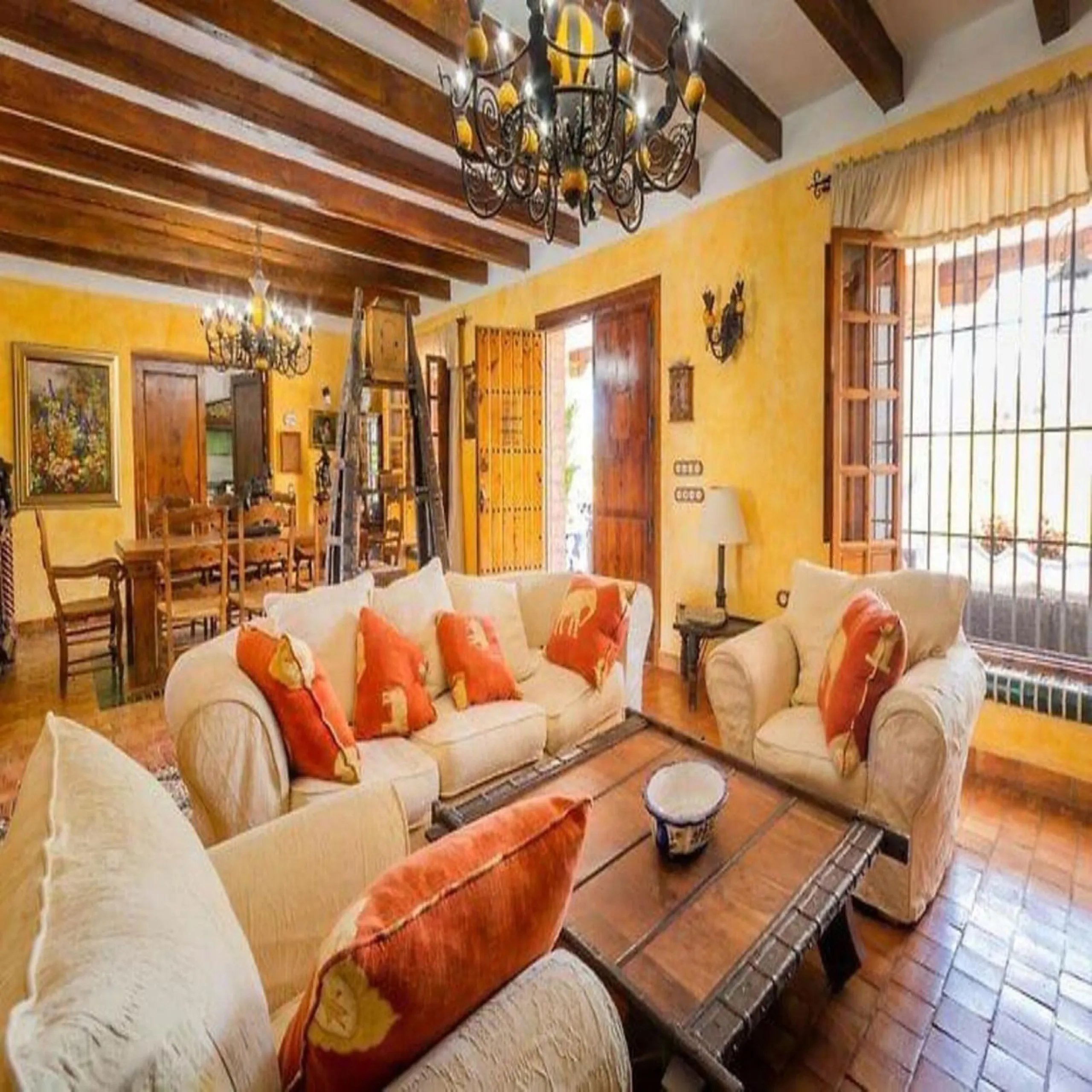 House - Finca - Cortijo в продаже в Alhaurín el Grande, Málaga. В доме 6 спален и 6 ванных комнат. Площадь дома 980 м². Площадь участка 57000 м²