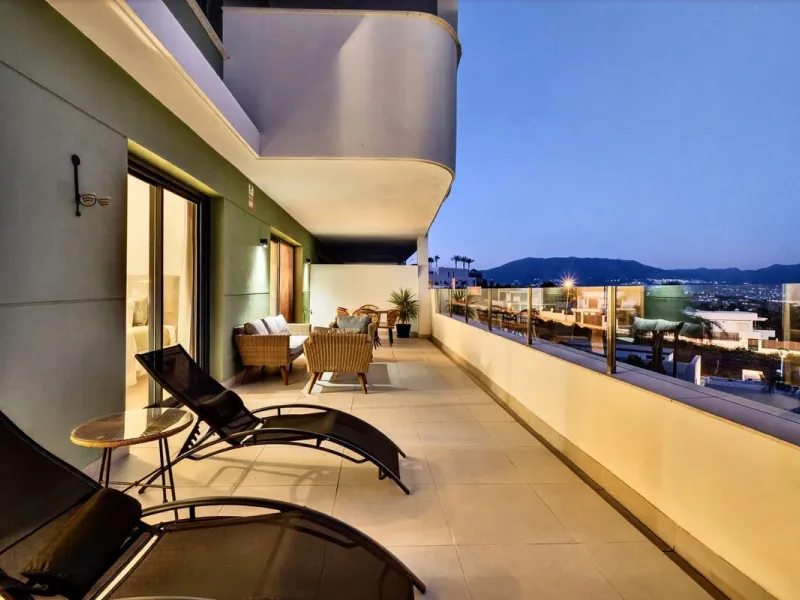 Moderne Wohnung mit zwei Schlafzimmern in Calanova Golf