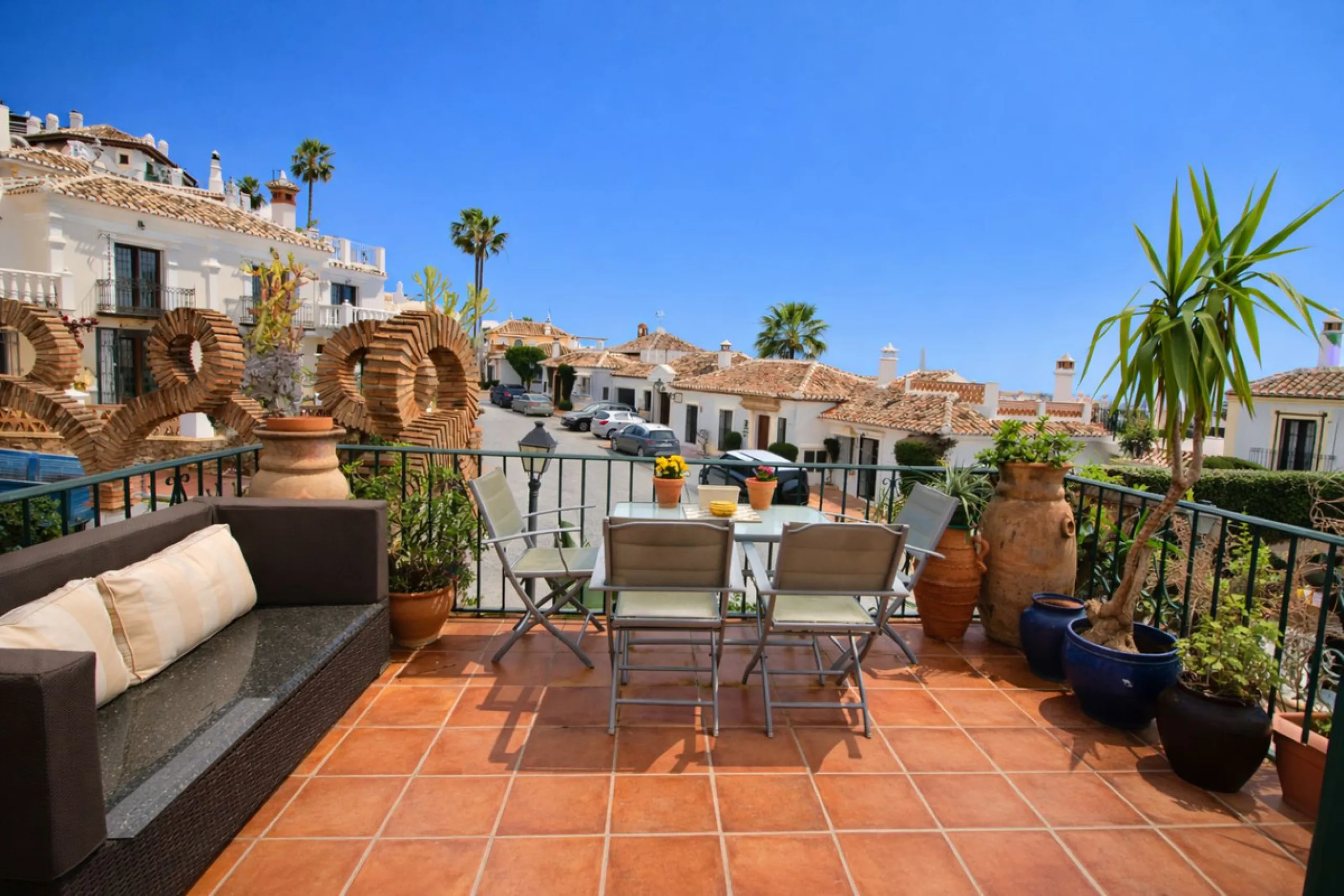 Charming 2 Bedroom 2 Bathroom Townhouse with Sea & Golf Views in Puebla Aida, Mijas Golf