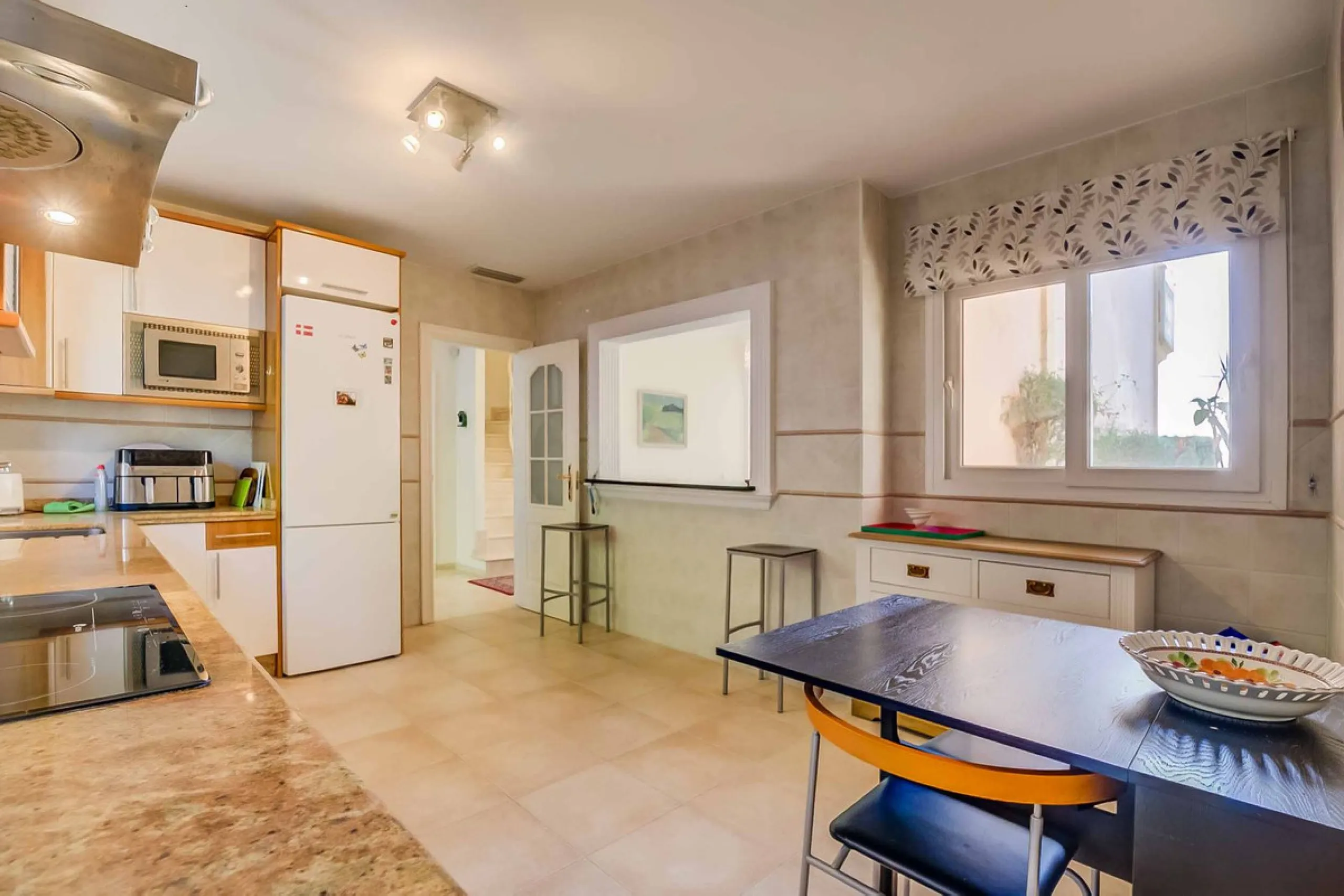 Fantastic townhouse in the prestigious Artola area of Marbella