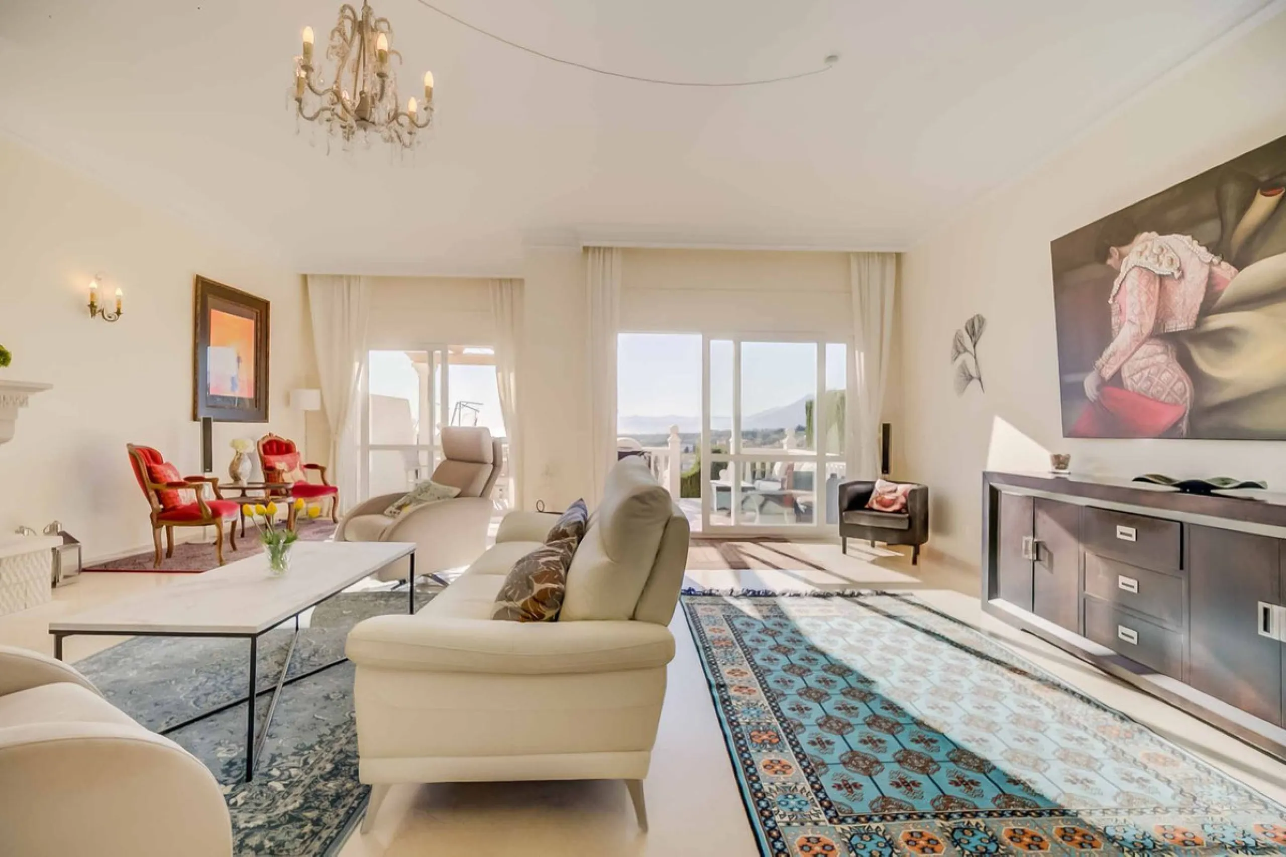 Fantastic townhouse in the prestigious Artola area of Marbella