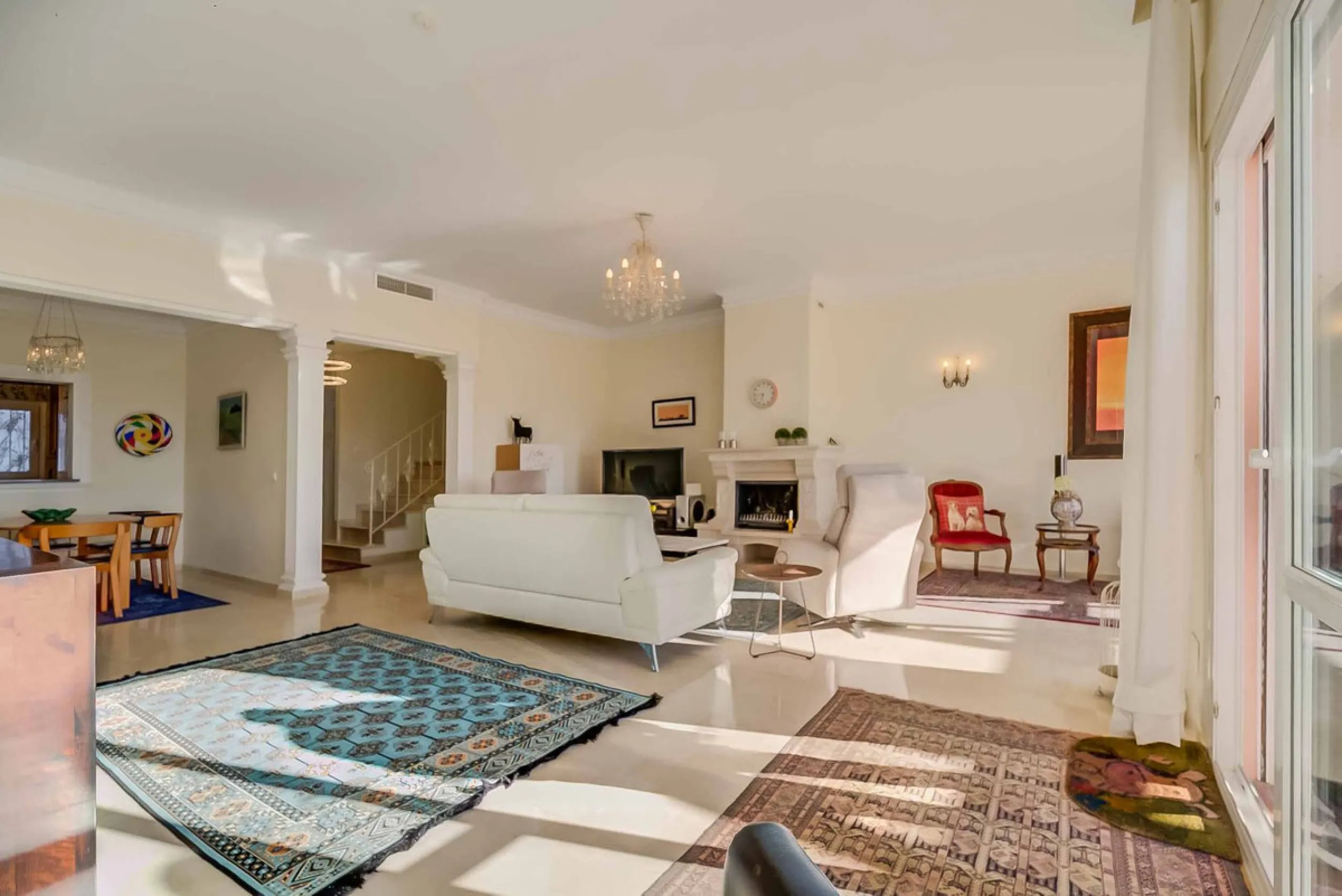 Fantastic townhouse in the prestigious Artola area of Marbella