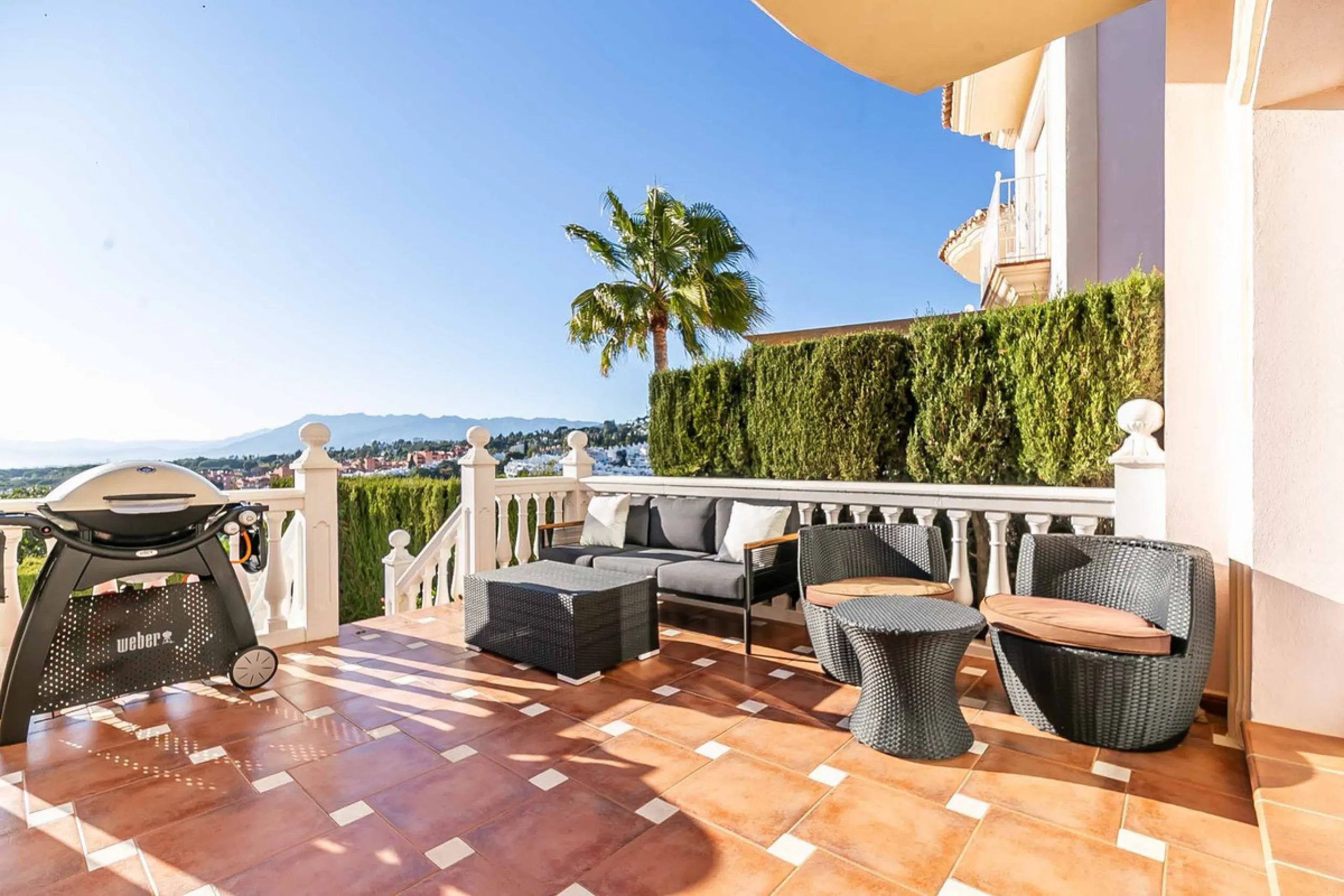 Fantastic townhouse in the prestigious Artola area of Marbella