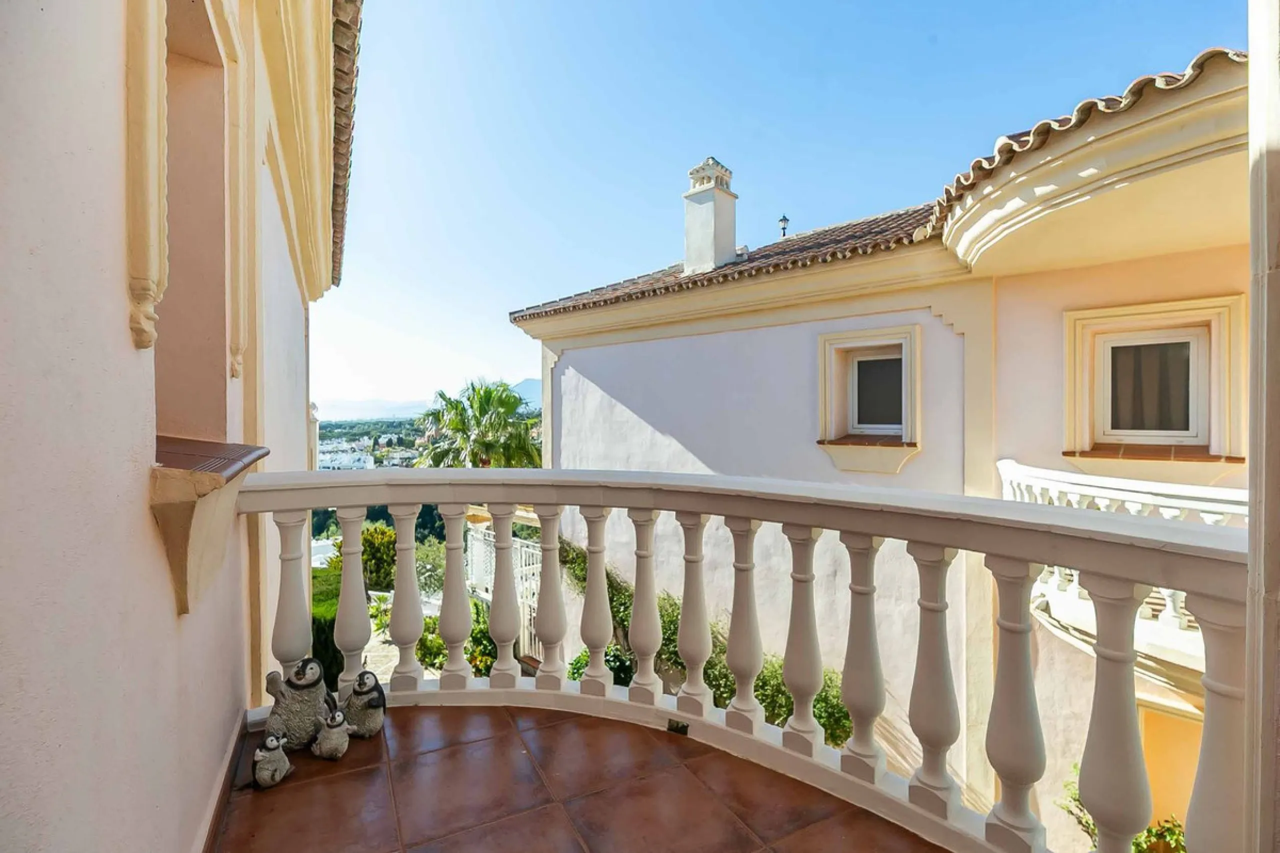 Fantastic townhouse in the prestigious Artola area of Marbella