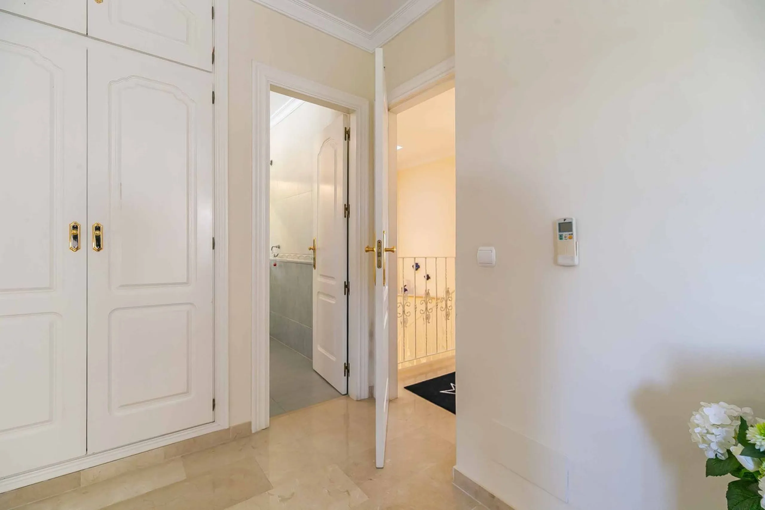 Fantastic townhouse in the prestigious Artola area of Marbella