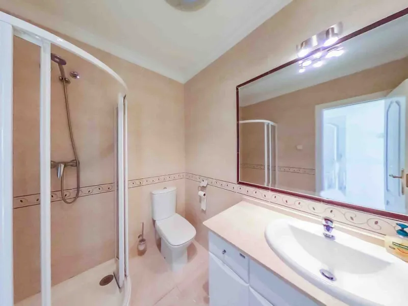 Fantastic townhouse in the prestigious Artola area of Marbella