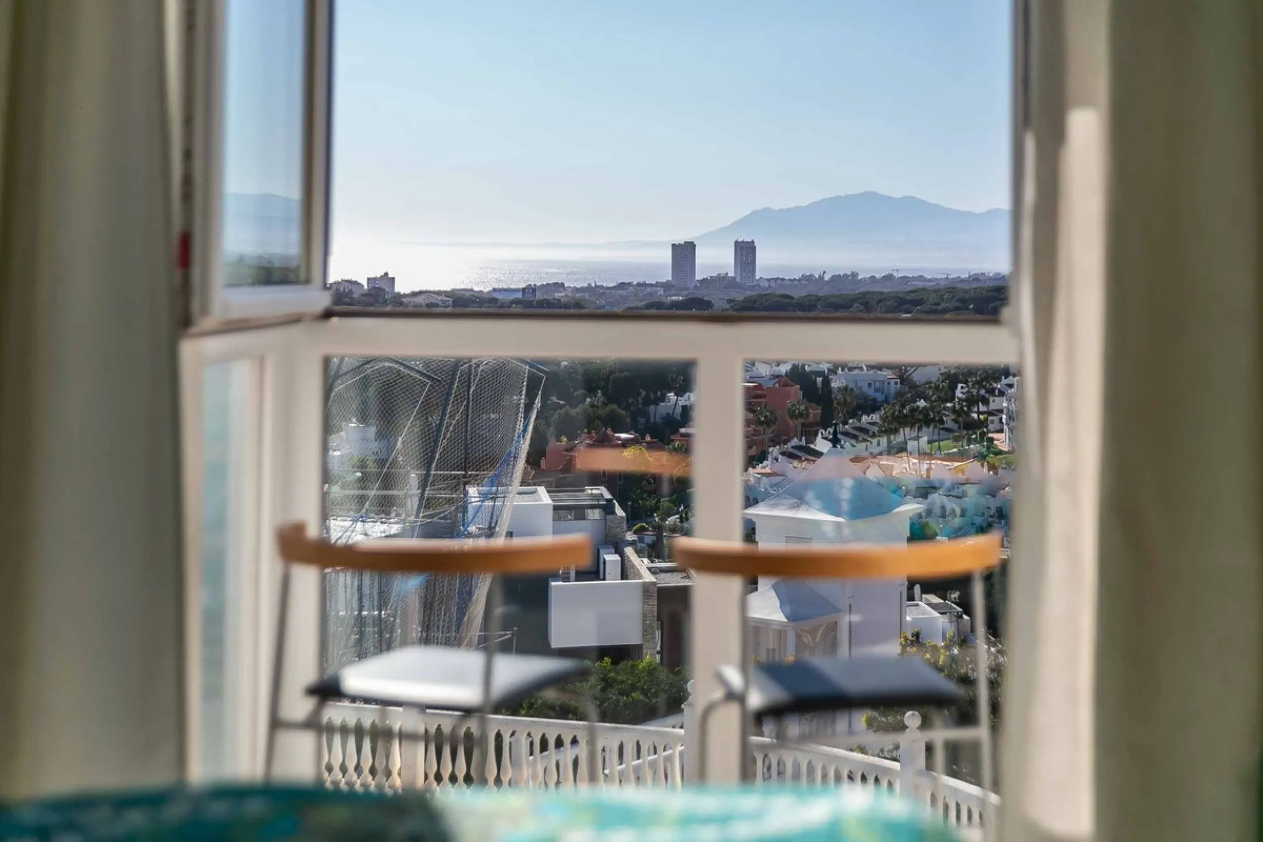 Fantastic townhouse in the prestigious Artola area of Marbella
