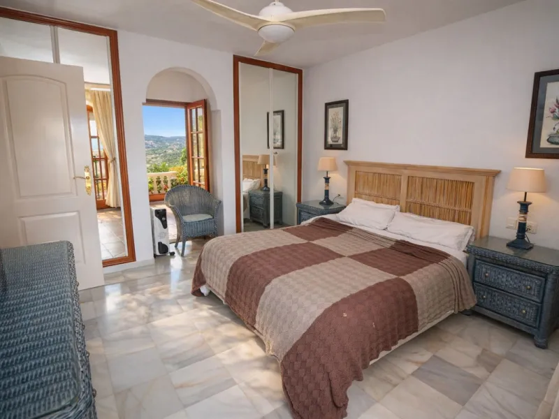 Charming 2 Bedroom 2 Bathroom Townhouse with Sea & Golf Views in Puebla Aida, Mijas Golf