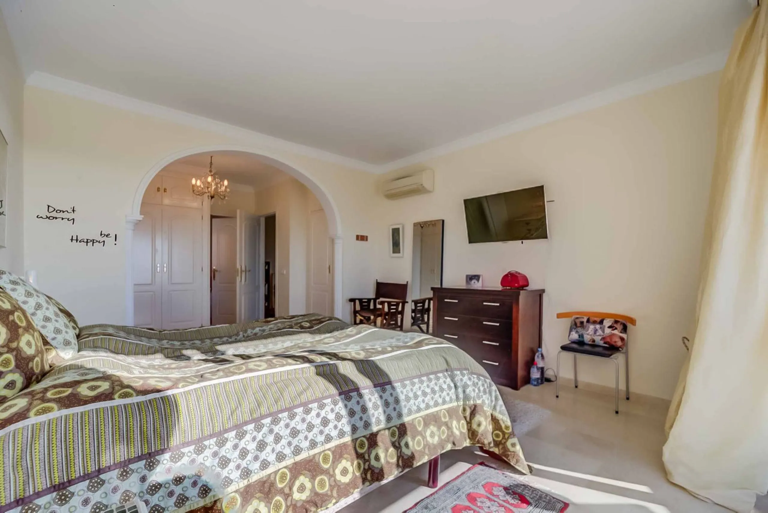 Fantastic townhouse in the prestigious Artola area of Marbella