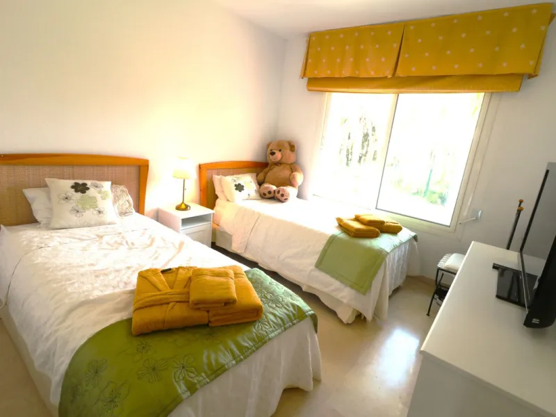 Apartment - Top Floor Apartment в продаже в Estepona, Málaga. В доме 2 спален и 2 ванных комнат. Площадь дома 110 м²