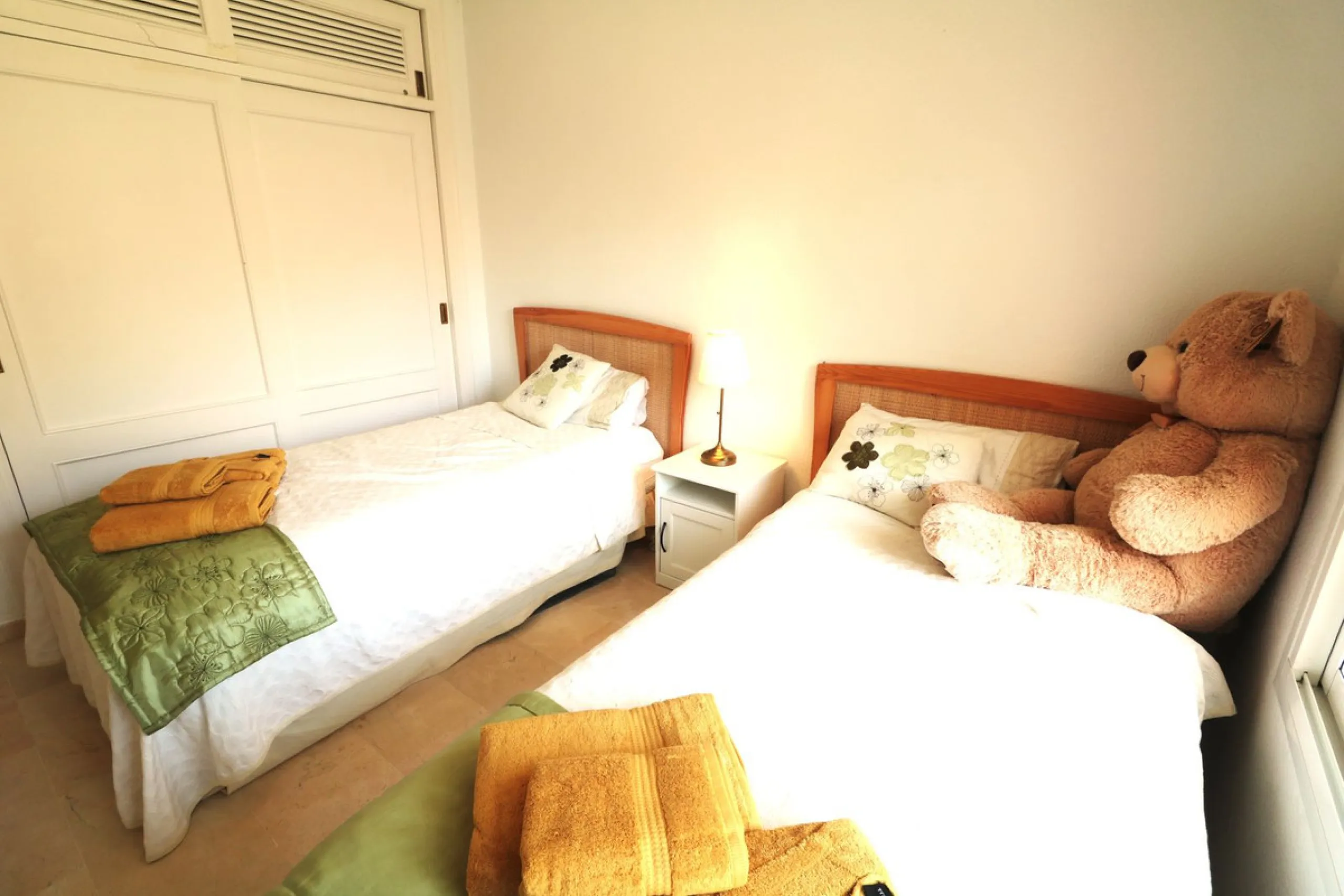 Apartment - Top Floor Apartment в продаже в Estepona, Málaga. В доме 2 спален и 2 ванных комнат. Площадь дома 110 м²