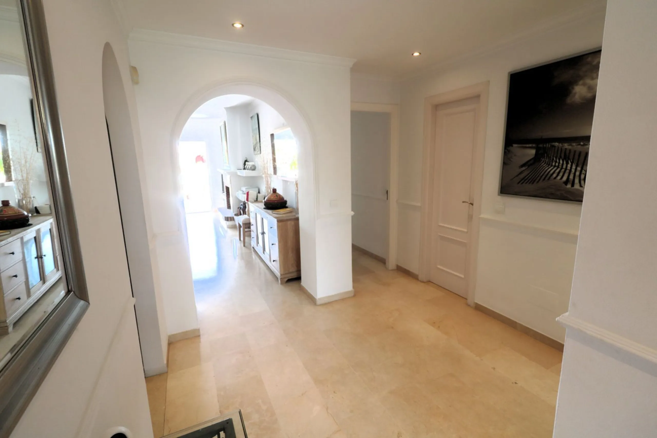 Apartment - Top Floor Apartment в продаже в Estepona, Málaga. В доме 2 спален и 2 ванных комнат. Площадь дома 110 м²