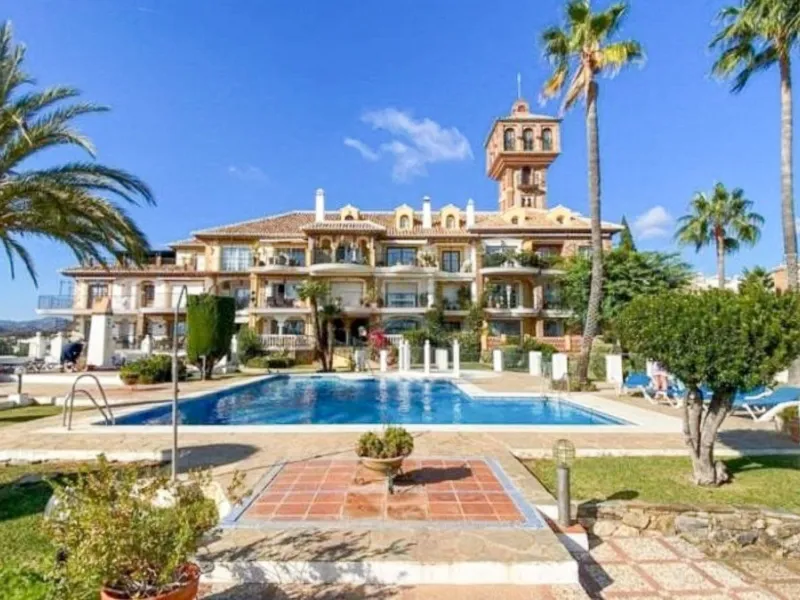 Charming 2 Bedroom 2 Bathroom Townhouse with Sea & Golf Views in Puebla Aida, Mijas Golf