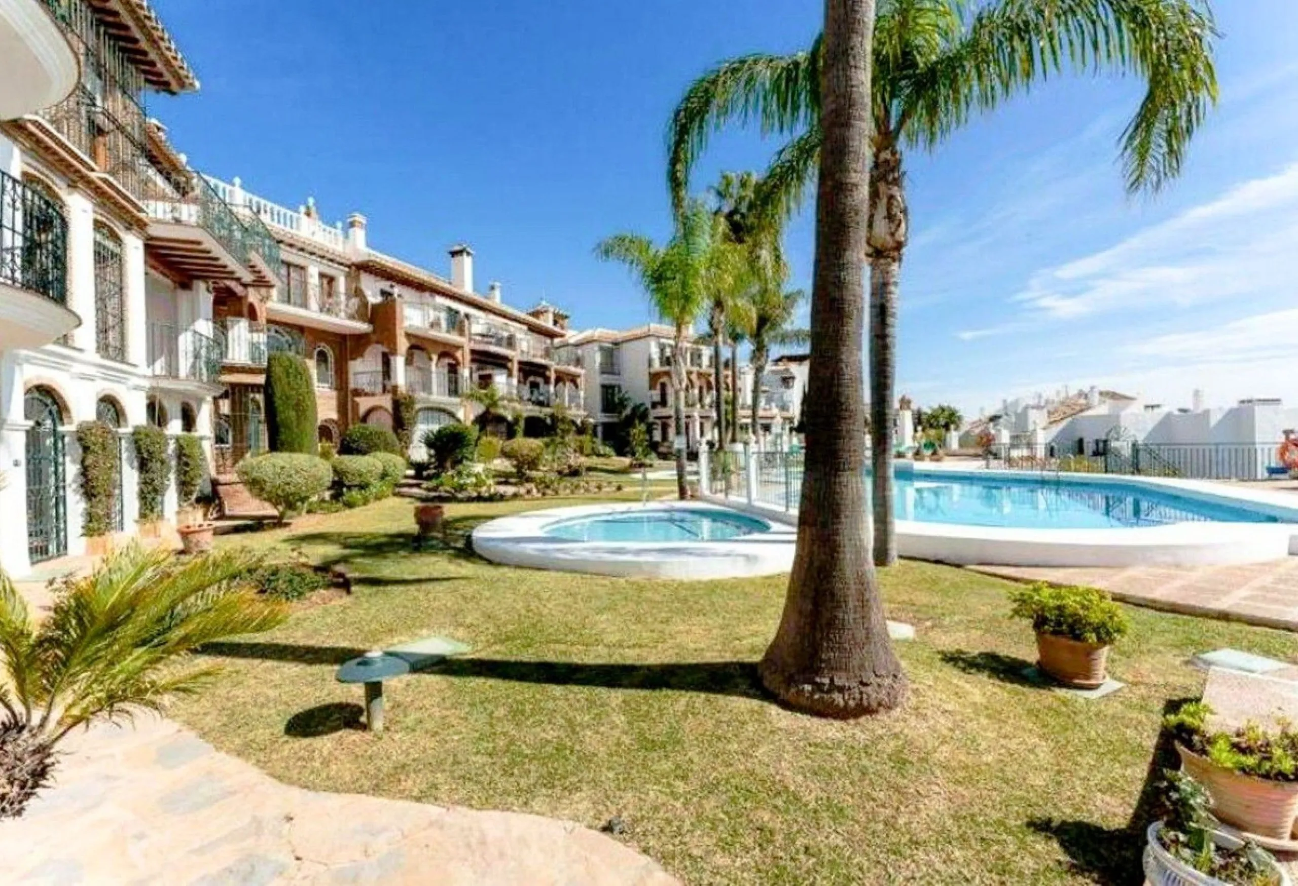Charming 2 Bedroom 2 Bathroom Townhouse with Sea & Golf Views in Puebla Aida, Mijas Golf
