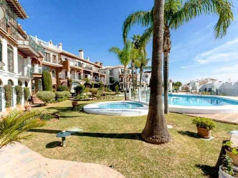 Charming 2 Bedroom 2 Bathroom Townhouse with Sea & Golf Views in Puebla Aida, Mijas Golf