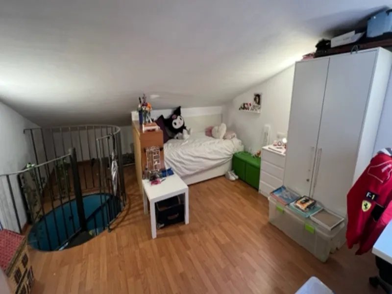 Apartment - Top Floor Apartment в продаже в Málaga, Málaga. В доме 2 спален и 2 ванных комнат. Площадь дома 80 м²