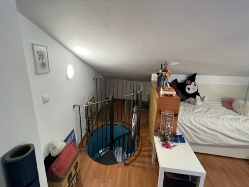 Apartment - Top Floor Apartment в продаже в Málaga, Málaga. В доме 2 спален и 2 ванных комнат. Площадь дома 80 м²