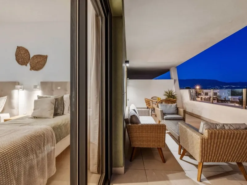Moderne Wohnung mit zwei Schlafzimmern in Calanova Golf